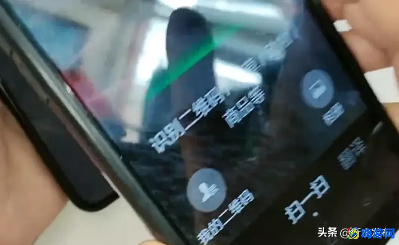 手机克隆怎样用旧手机换到新手机上(手机克隆微信聊天记录)？